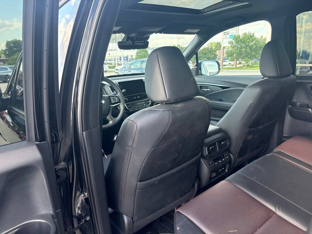Certified 2026 Honda Ridgeline Black Edition image 40