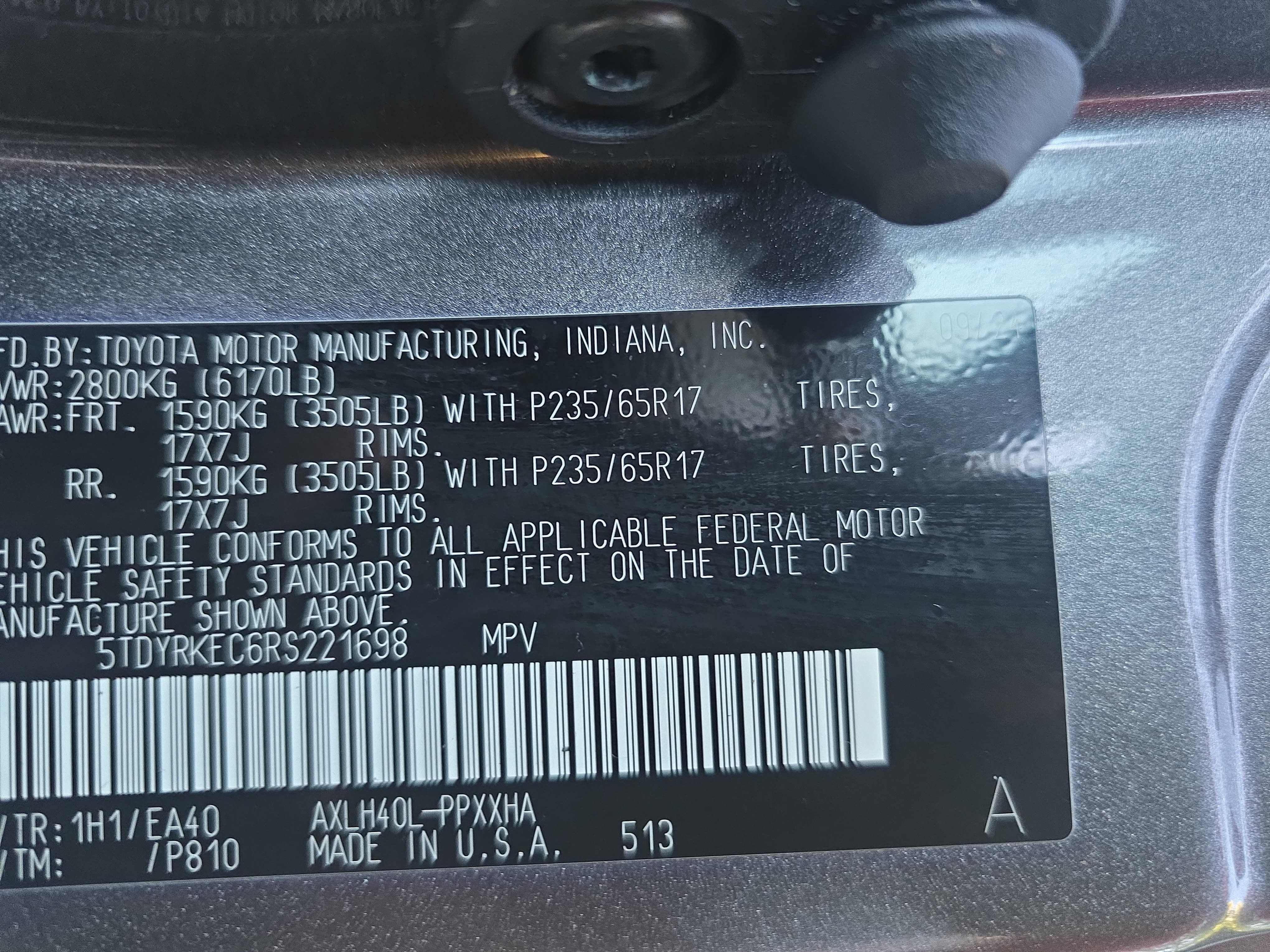 Used 2024 Toyota Sienna XLE FWD image 32