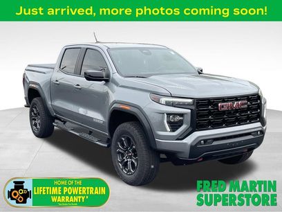 Used 2024 GMC Canyon Elevation w/ Elevation Premium Package