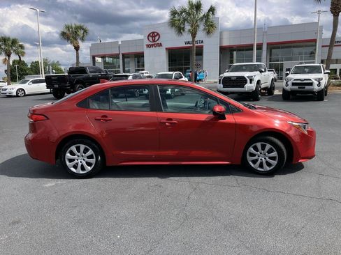 Certified 2020 Toyota Corolla LE FWD image 6