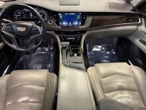 Used 2018 Cadillac CT6 Luxury image 3