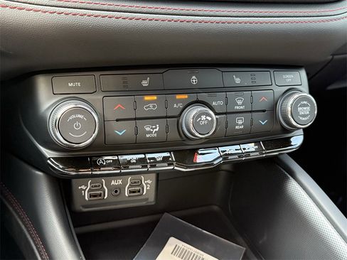 New 2026 Dodge Durango GT w/ Blacktop Package image 24