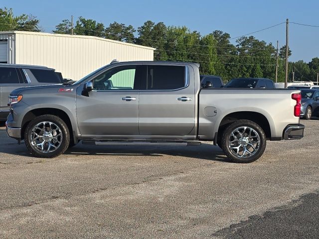 Used 2026 Chevrolet Silverado 1500 LTZ w/ LTZ Premium Package AWD/4WD image 2