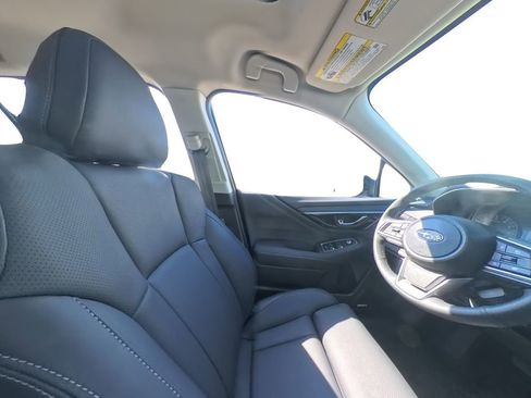 Certified 2025 Subaru Outback Limited image 31