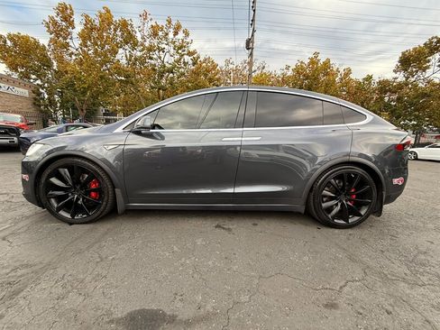 Used 2016 Tesla Model X Performance image 8