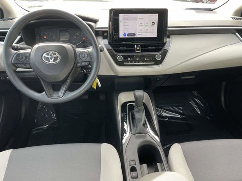 Used 2023 Toyota Corolla LE image 11