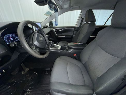 Used 2023 Toyota RAV4 XLE image 3