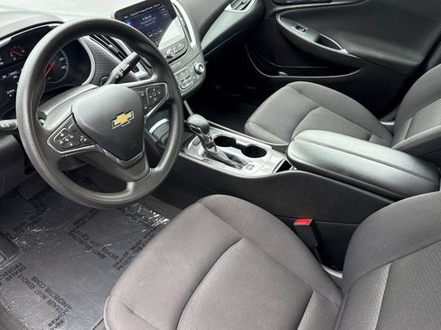 Used 2023 Chevrolet Malibu LT FWD image 5