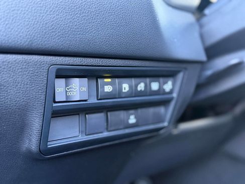 Used 2022 Toyota Tundra Limited w/ TRD Off-Road Package image 6