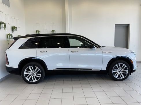 New 2026 Cadillac Vistiq Luxury image 38