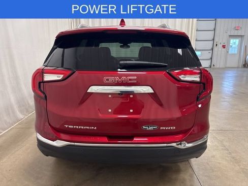 Used 2024 GMC Terrain SLT w/ Infotainment Package II AWD/4WD image 5