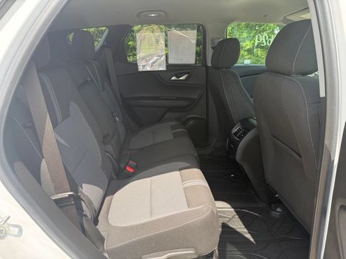 Used 2023 Chevrolet Blazer LT w/ Convenience Package FWD image 16