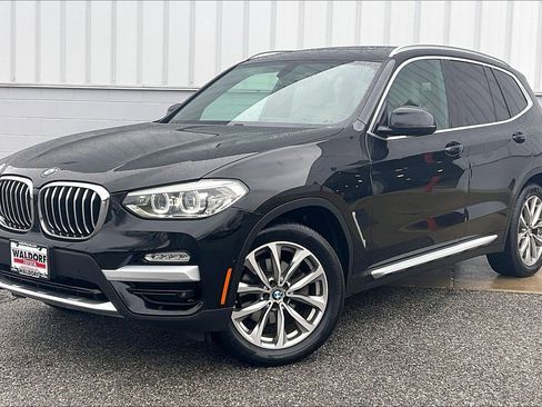 Used 2018 BMW X3 xDrive30i image 2