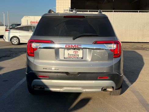 Used 2021 GMC Acadia SLE w/ Driver Convenience Package image 7