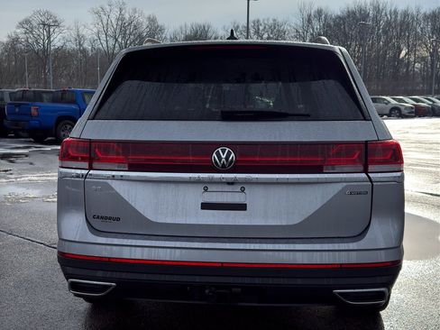 Used 2024 Volkswagen Atlas SE image 7