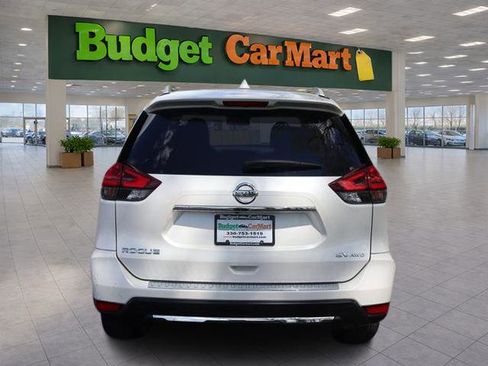 Used 2017 Nissan Rogue SV AWD/4WD image 7