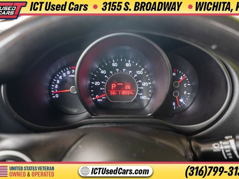 Used 2018 Kia Soul + FWD image 22