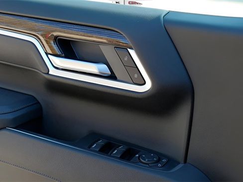 New 2026 GMC Sierra 1500 Elevation image 26