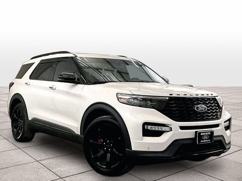Used 2022 Ford Explorer ST w/ Equipment Group 401A AWD/4WD image 2