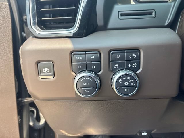 Used 2023 GMC Sierra 1500 Denali AWD/4WD image 21