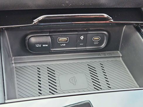 Used 2024 Kia Sportage SX Prestige image 32