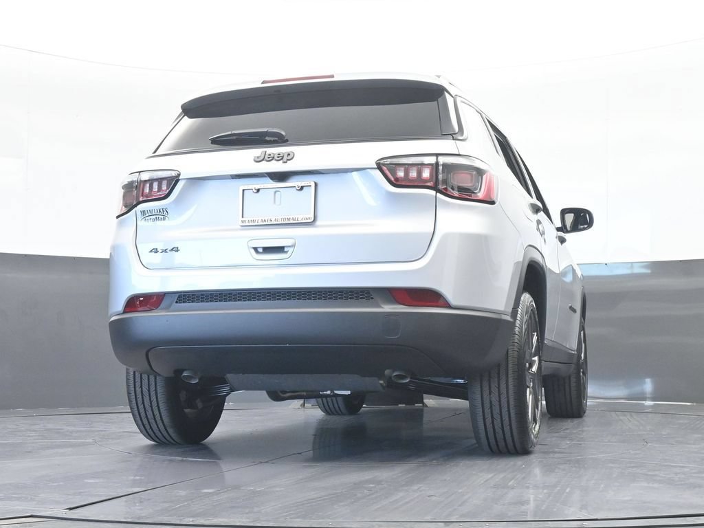 New 2026 Jeep Compass Latitude AWD/4WD image 55