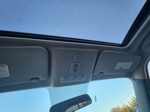 Used 2013 Nissan Juke SV image 16