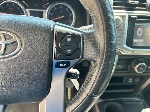 Used 2018 Toyota 4Runner SR5 RWD image 21