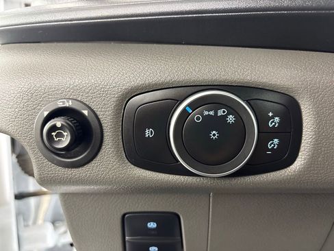 Used 2024 Ford Transit 350 XLT RWD image 20