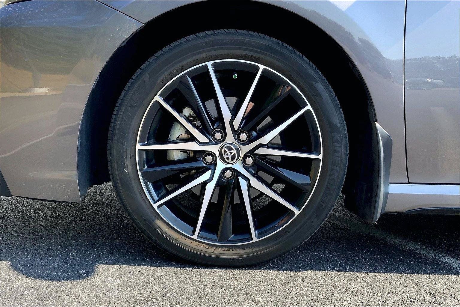Used 2023 Toyota Camry SE FWD image 9