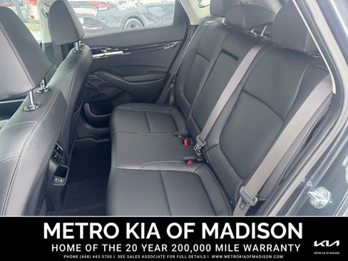 Used 2025 Kia Seltos SX image 25