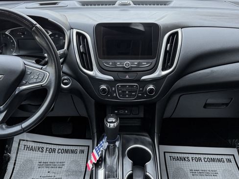 Used 2021 Chevrolet Equinox LT AWD/4WD image 17