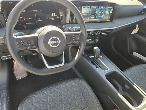 New 2026 Nissan Kicks SV FWD image 10