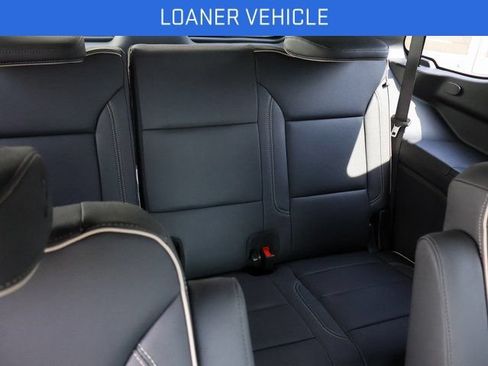 New 2026 GMC Yukon Elevation w/ Elevation Premium Package AWD/4WD image 12
