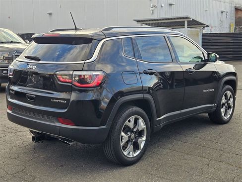 Certified 2018 Jeep Compass Limited image 7