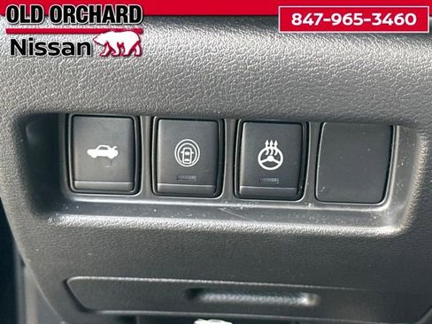 Used 2023 Nissan Maxima SR w/ Sport Mat Group image 18