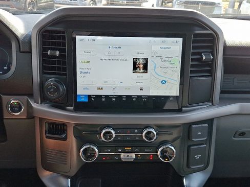 Used 2025 Ford F150 Lightning XLT AWD/4WD image 16