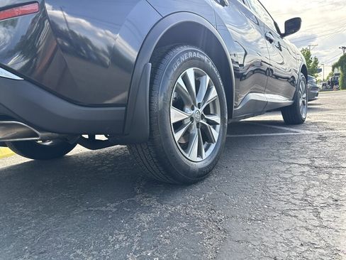 Used 2018 Nissan Murano S AWD/4WD image 21