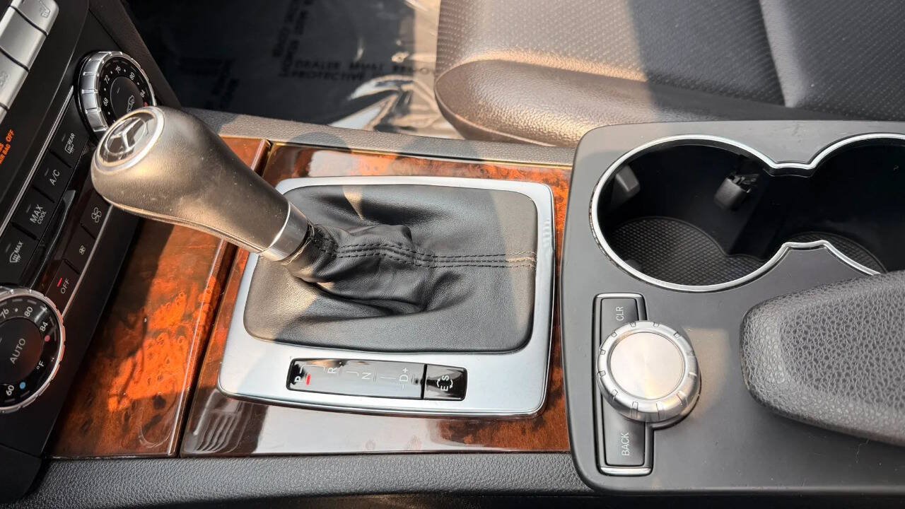 Used 2013 Mercedes-Benz C 300 4MATIC Sedan image 16
