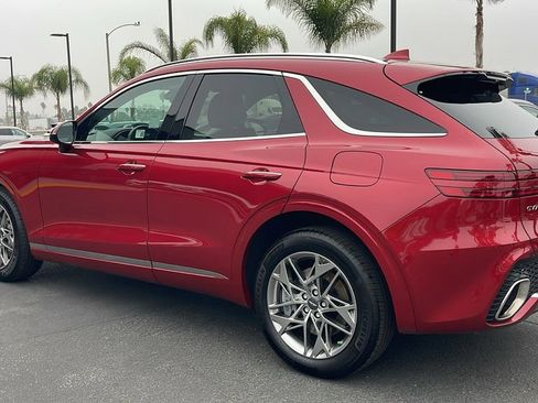 Used 2025 Genesis GV70 2.5T image 11