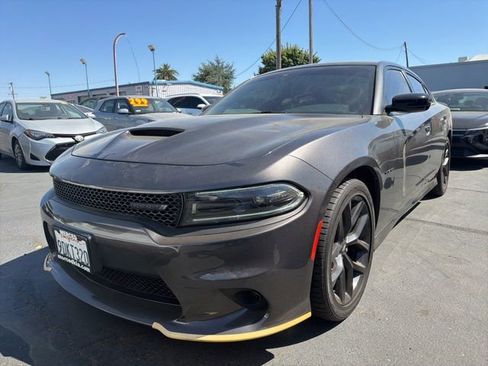 Used 2022 Dodge Charger R/T w/ Blacktop Package RWD image 1