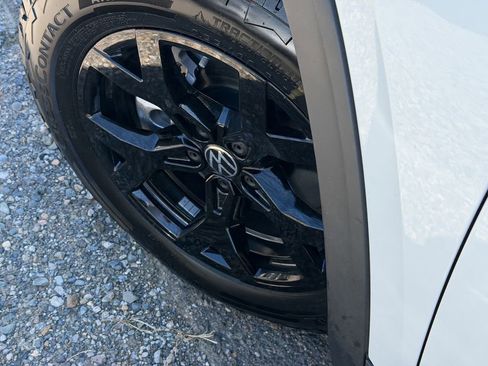 New 2026 Volkswagen Atlas Peak Edition AWD/4WD image 12