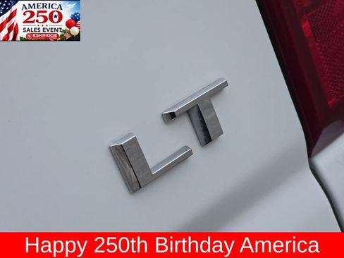 Used 2025 Chevrolet Silverado 2500 LT AWD/4WD image 11
