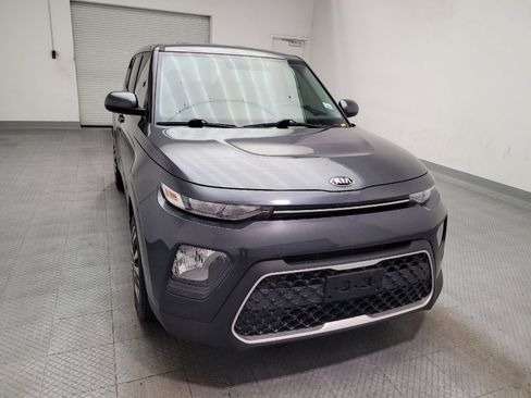 Used 2020 Kia Soul LX FWD image 14
