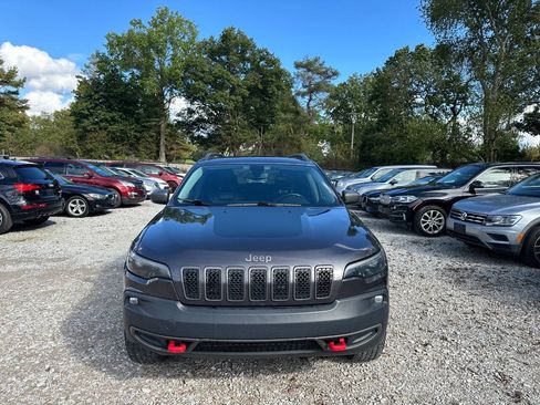 Used 2020 Jeep Cherokee Trailhawk w/ Cold Weather Group AWD/4WD image 2