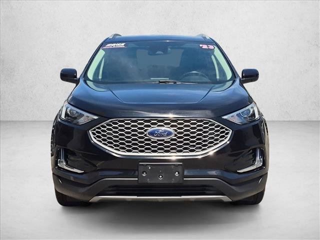 Used 2023 Ford Edge SEL w/ Convenience Package AWD/4WD image 2