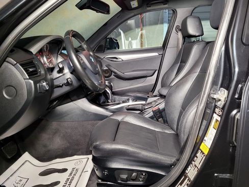 Used 2015 BMW X1 xDrive28i image 16