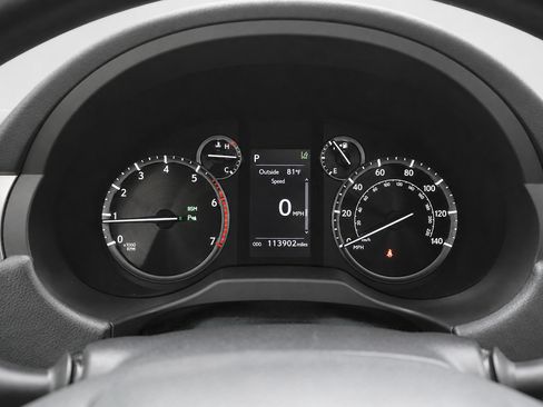 Used 2020 Lexus GX 460 Premium w/ Premium Package AWD/4WD image 32