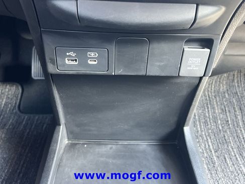 Used 2025 Honda Odyssey EX-L image 11