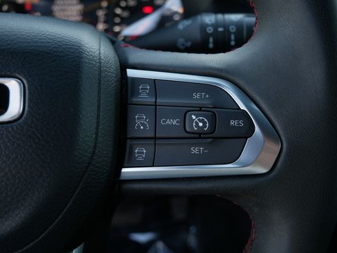 Used 2023 Jeep Compass Trailhawk image 28